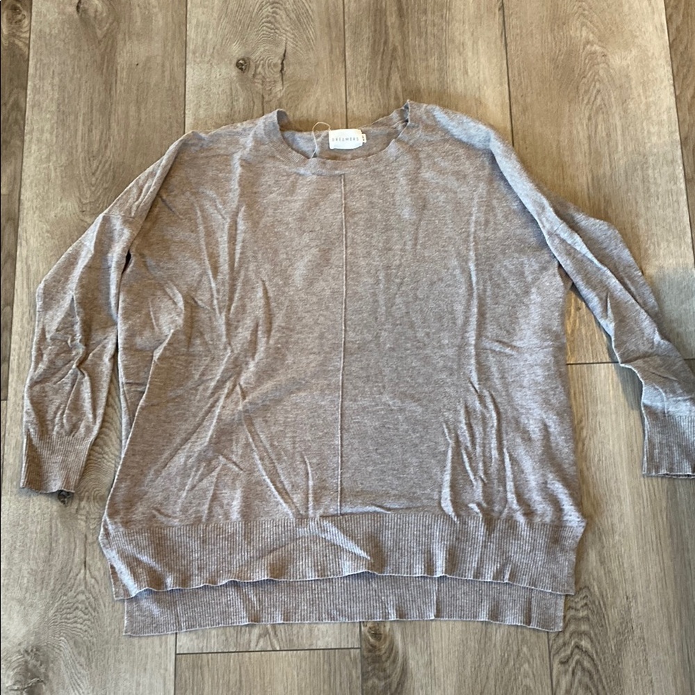 Dreamers Gray Sweater